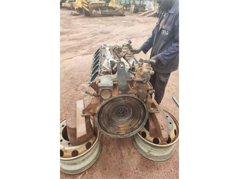 塞內加爾MTU183發(fā)動機檢修